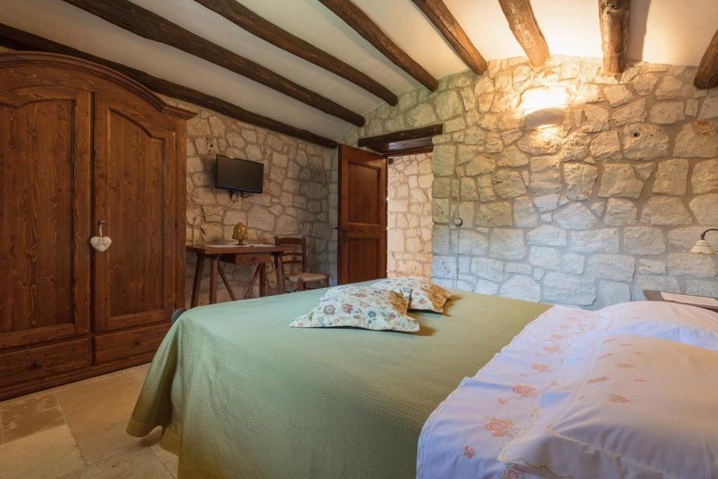 Trullo Dei Messapi Apartman Ceglie Messapica Kültér fotó